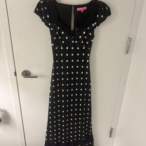 Betsey Johnson Black Polka Dot Open-Back Dress – Size Small – NWT
